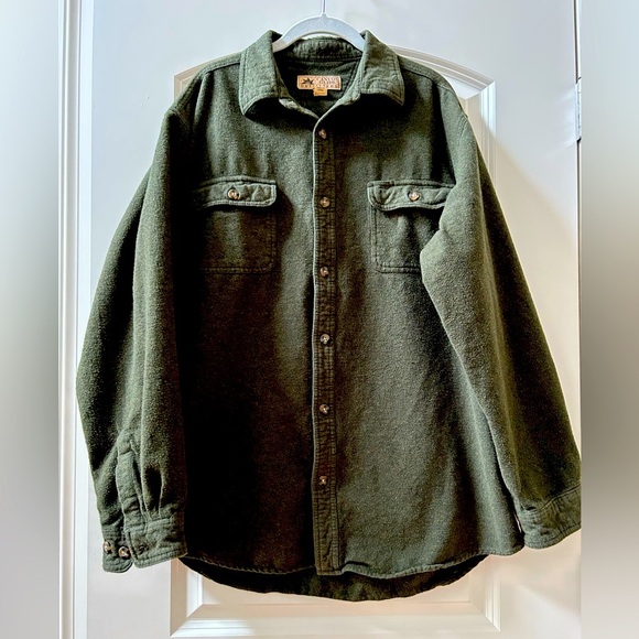 Canyon Guide Outfitters button down flannel. Olive/Army green. Soft. Rugged. XL - Picture 1 of 11